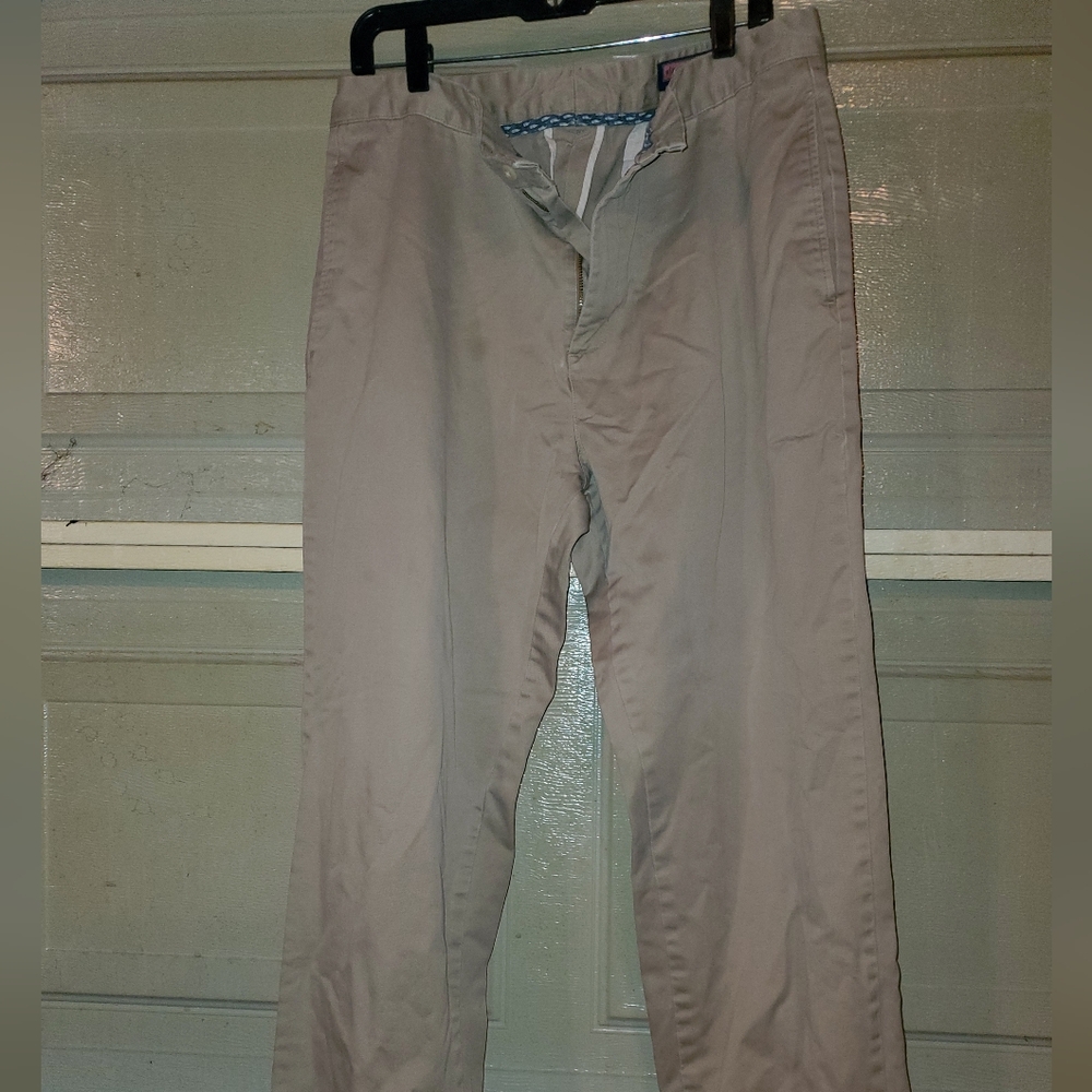 Like New Vineyard Vines Women Khakis